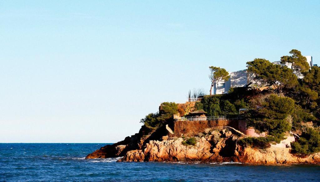 Hostal Ses Negres Begur Bagian luar foto