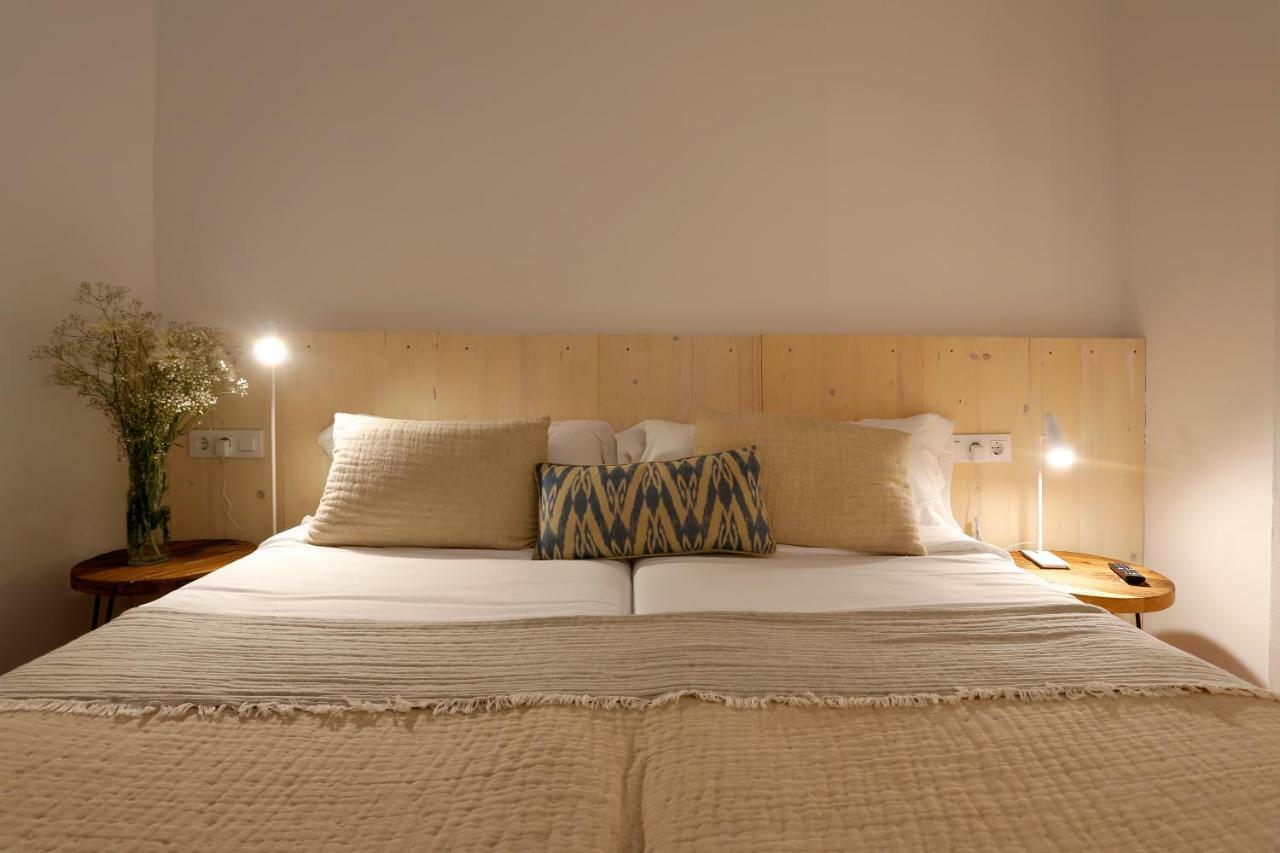 Hostal Ses Negres Begur Ruang foto