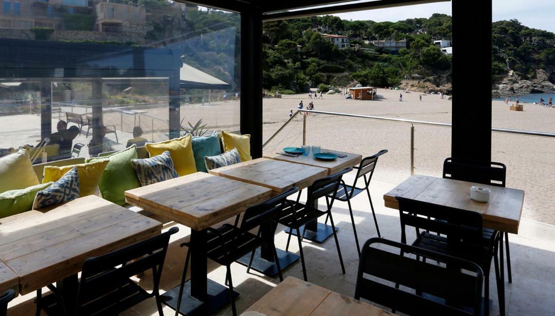 Hostal Ses Negres Begur Bagian luar foto