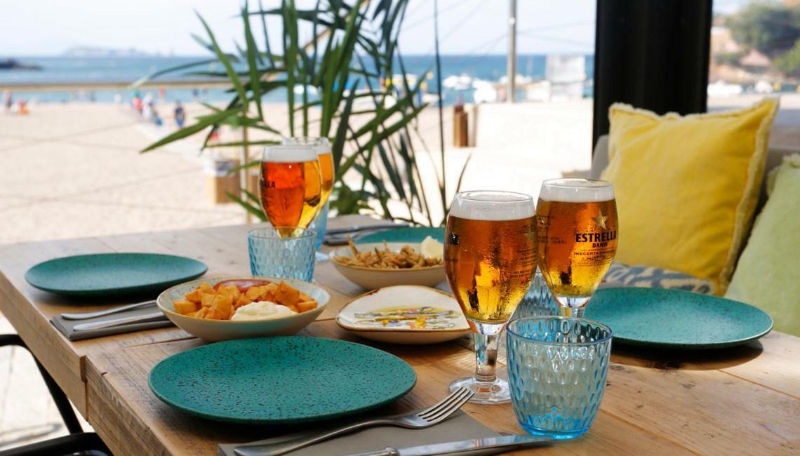 Hostal Ses Negres Begur Bagian luar foto