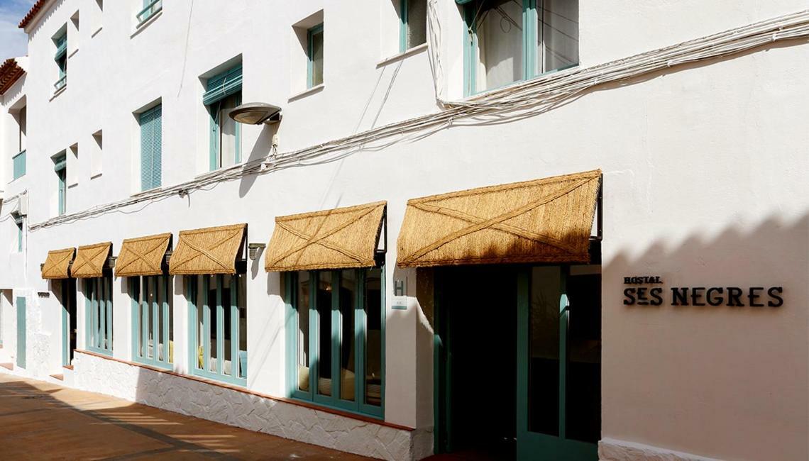 Hostal Ses Negres Begur Bagian luar foto