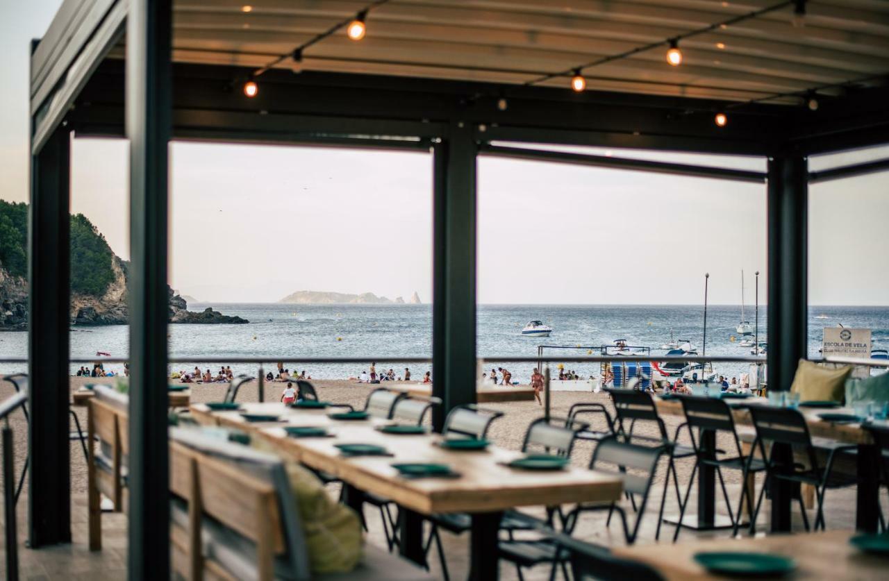 Hostal Ses Negres Begur Bagian luar foto