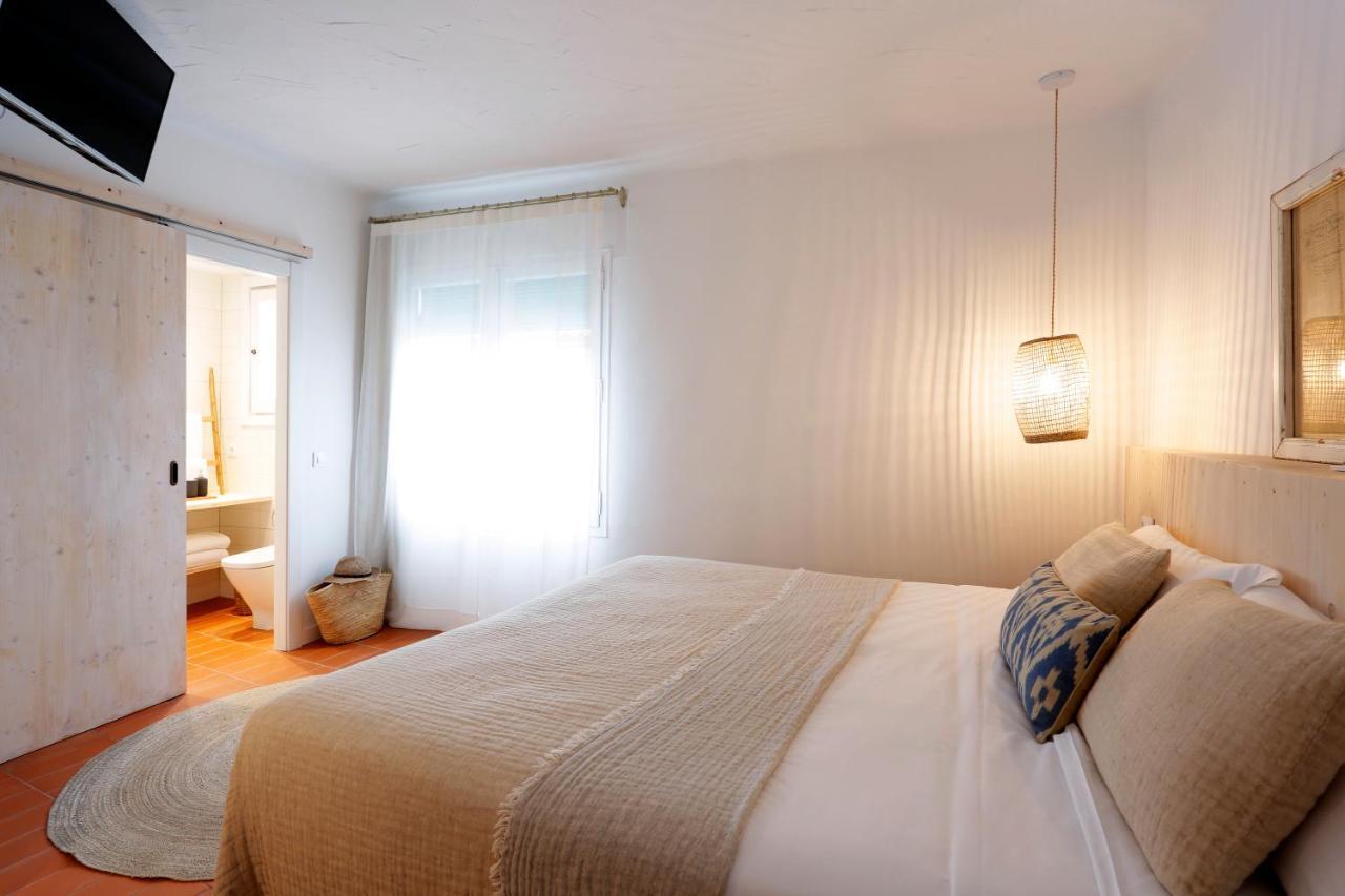 Hostal Ses Negres Begur Bagian luar foto